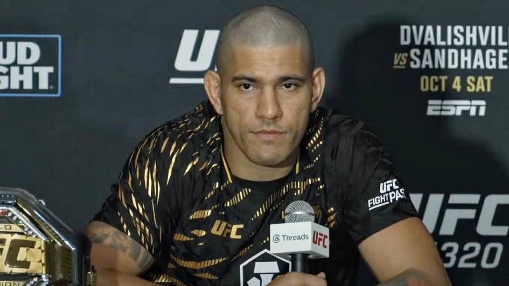 Alex Pereira 'pretty sure' he broke his foot in UFC 320 title fight