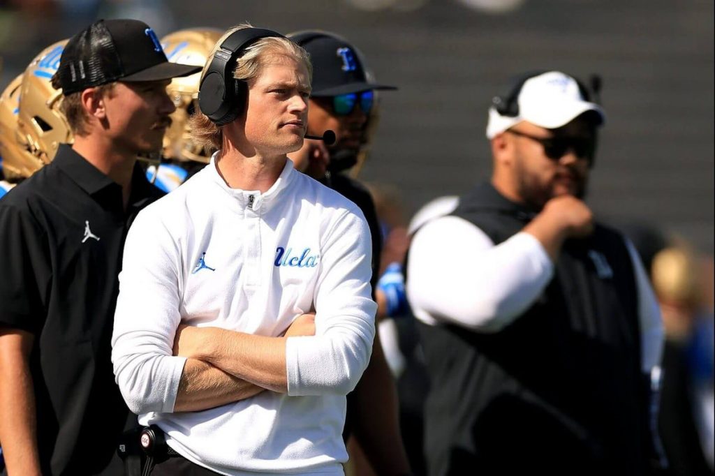 After years waiting to call plays, 'Mr. UCLA' Jerry Neuheisel got his chance. It was worth the wait