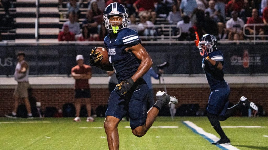 UNC football program loses key commitment from 2026 recruiting class UNC football program loses key commitment from 2026 recruiting class