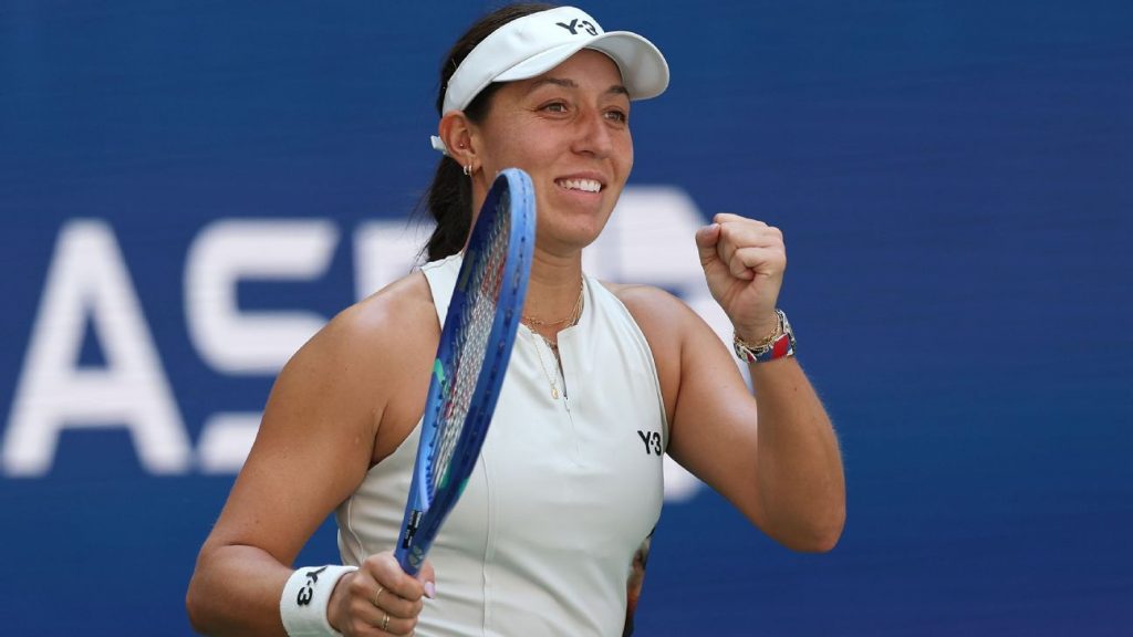Pegula, Gauff advance to third round in Wuhan