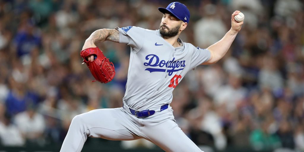 Injured Scott replaced by Wrobleski on Dodgers' NLDS roster