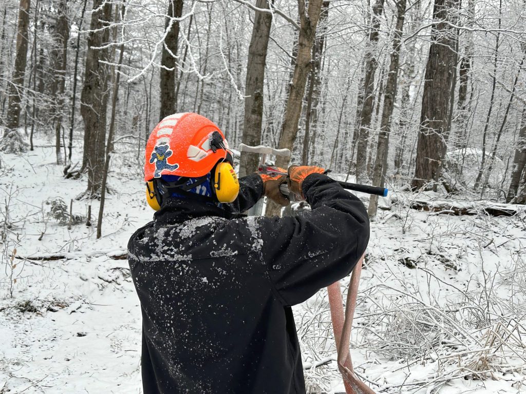 Gearing Up for Snow Gearing Up for Snow