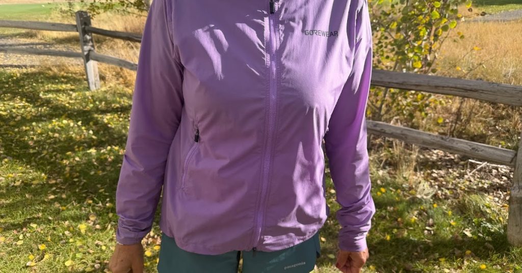 Gorewear Women's Concurve Windbreaker Review Gorewear Women's Concurve Windbreaker Review