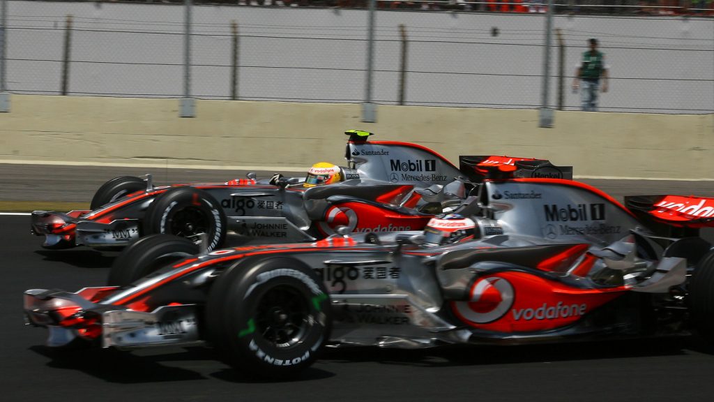 McLaren prepared to ‘risk’ 2007-style F1 title loss repeat