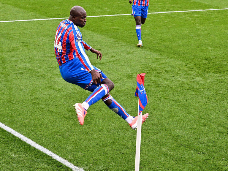 Mateta denies Bournemouth top spot in thriller at Crystal Palace