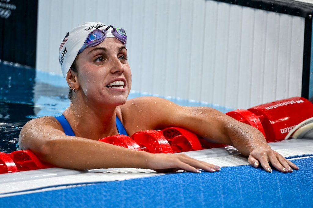 FLASH! Regan Smith Equals Own World Record in 100 Backstroke at World Cup