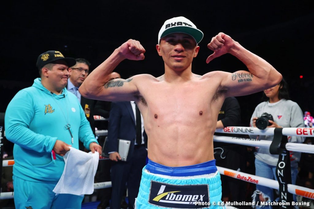 Mauricio Lara Flattens Roman in 92 Seconds – Boxing Results