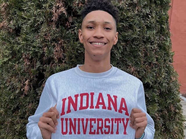 Raekwon Noel and Toby Barnett Each Win 3 Events to Help Propel Indiana Past Kentucky Raekwon Noel and Toby Barnett Each Win 3 Events to Help Propel Indiana Past Kentucky