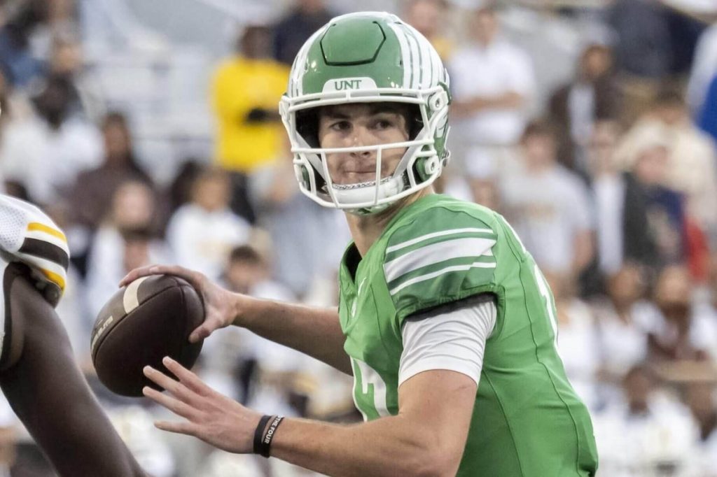 North Texas QB Drew Mestemaker sets school, conference records with 608 passing yards vs. Charlotte