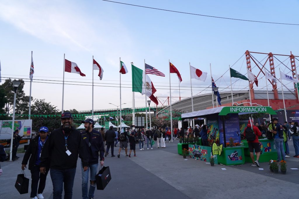 Trackside – 2025 Mexican Grand Prix