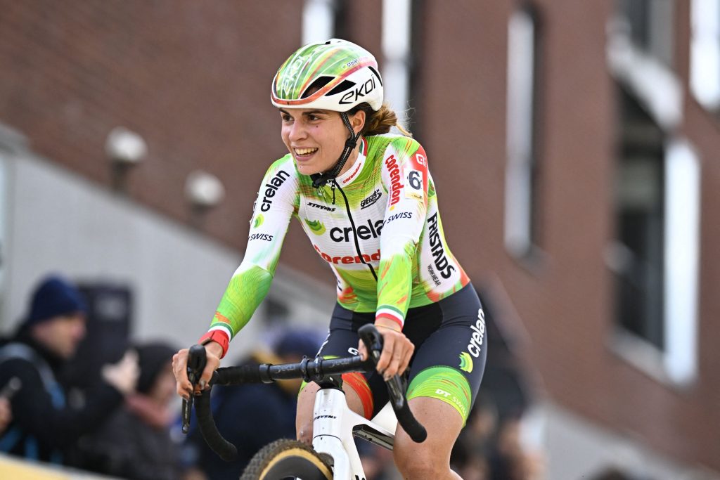 Superprestige Overijse: Sara Casasola takes glory ahead of Lucinda Brand