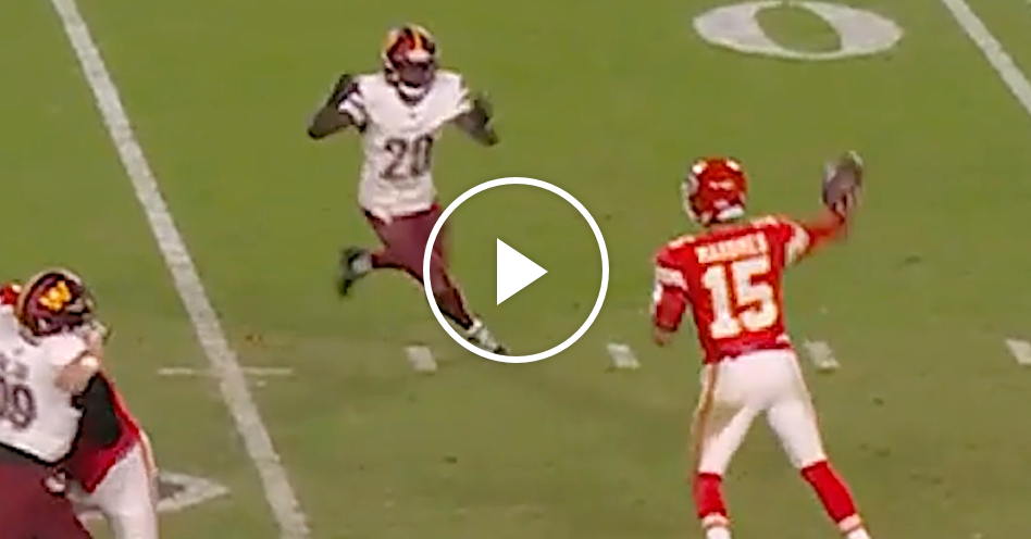 Patrick Mahomes Passes for 3 Touchdowns in Kansas City’s Win Over Washington