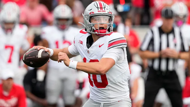 Julian Sayin completion percentage: How Ohio State's ultra-accurate QB compares to Bo Nix, Joe Burrow