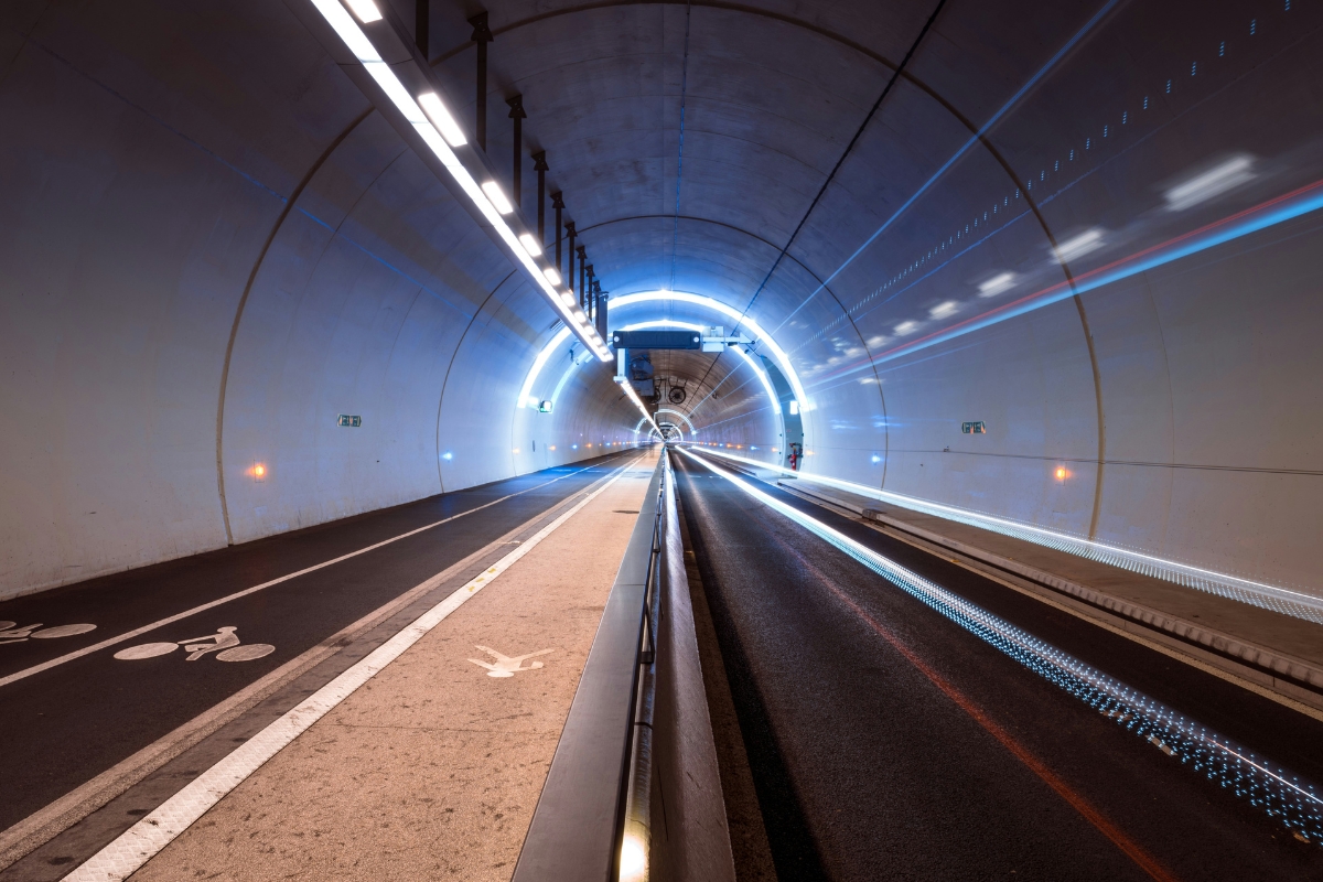 6 Breathtaking Urban Bike Paths Around the World