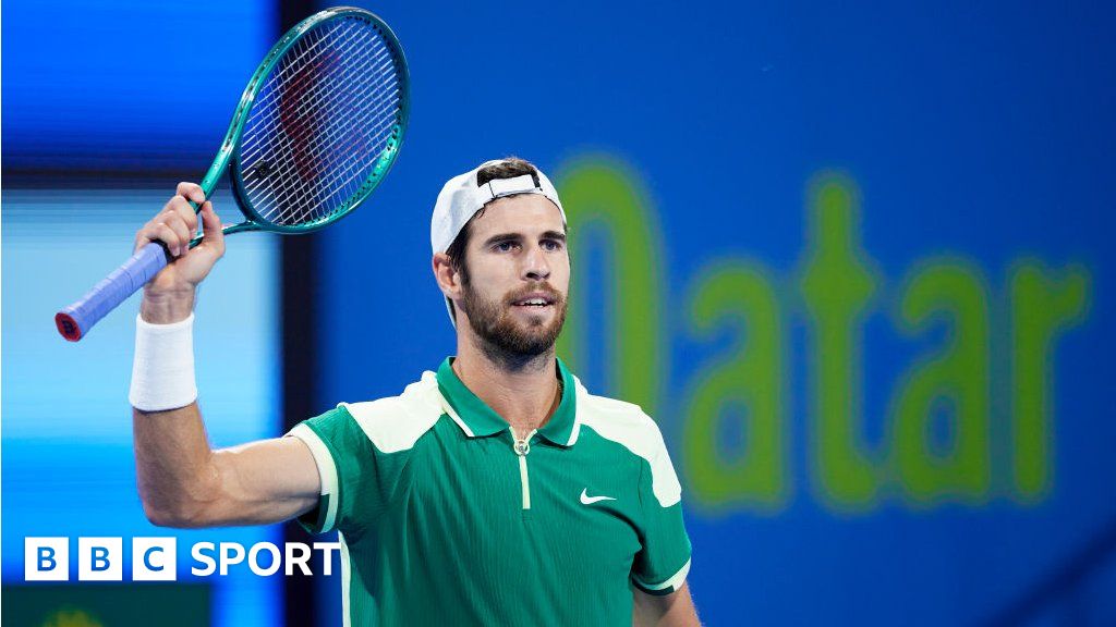 Khachanov defeats Mensik in Qatar Open