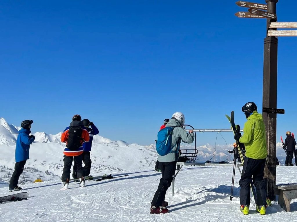 Is Your Ski Jacket Poisoning You? How the Industry Is Phasing Out PFAS Is Your Ski Jacket Poisoning You? How the Industry Is Phasing Out PFAS
