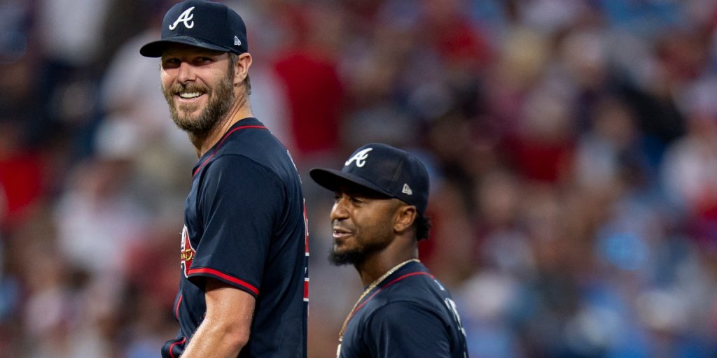 Braves pick up club options for 2026 on Sale, Albies Braves pick up club options for 2026 on Sale, Albies