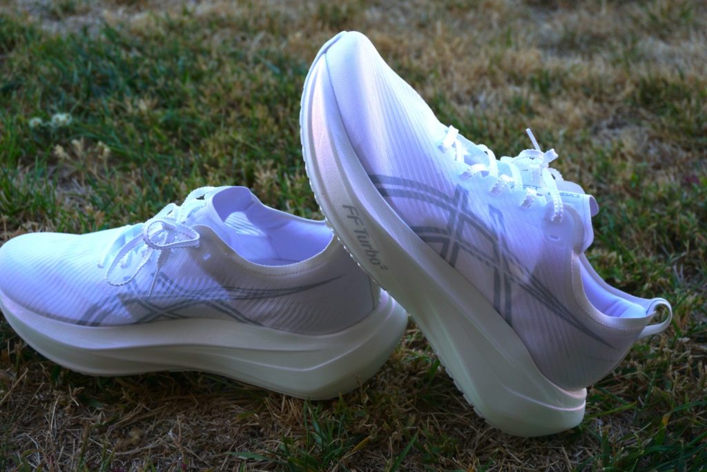 ASICS Megablast Shoe Review ASICS Megablast Shoe Review