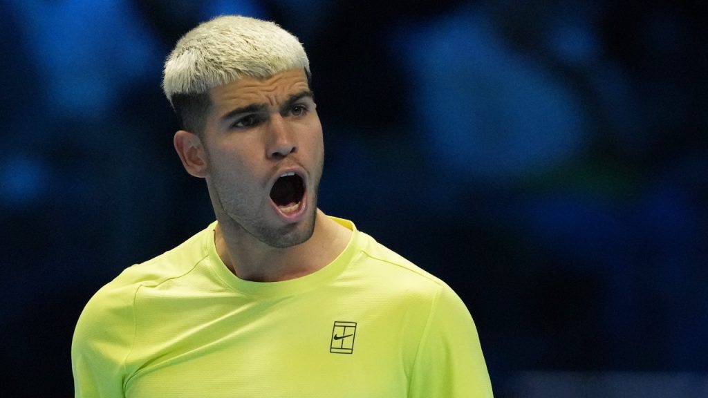 Alcaraz downs de Minaur to open ATP Finals