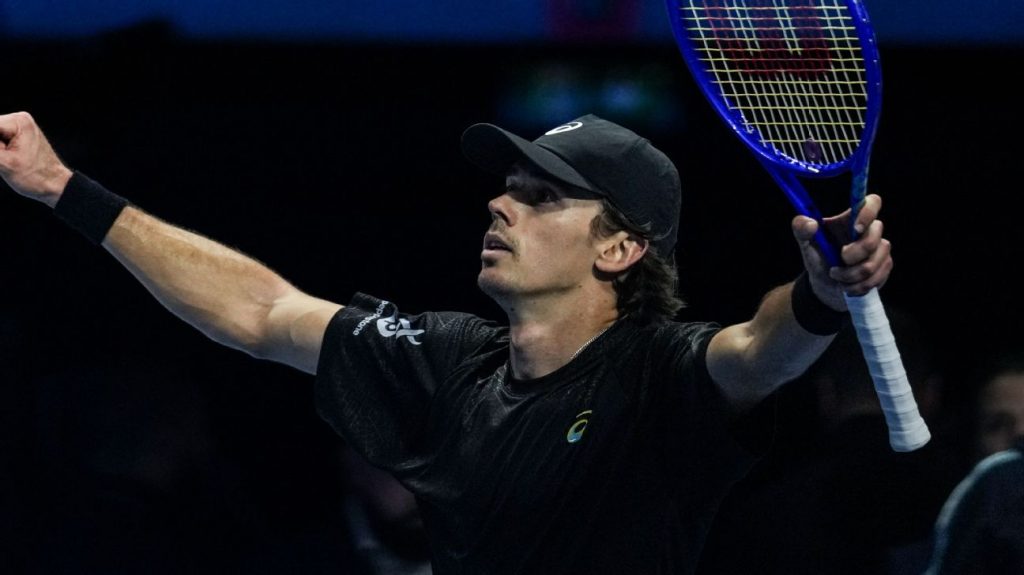 De Minaur beats Fritz for first ATP Finals win