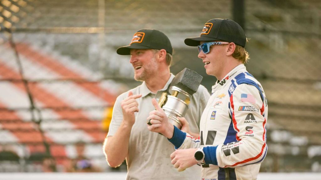 JR Motorsports Confirms Crew Chief Assignments for 2026 Campaign JR Motorsports Confirms Crew Chief Assignments for 2026 Campaign