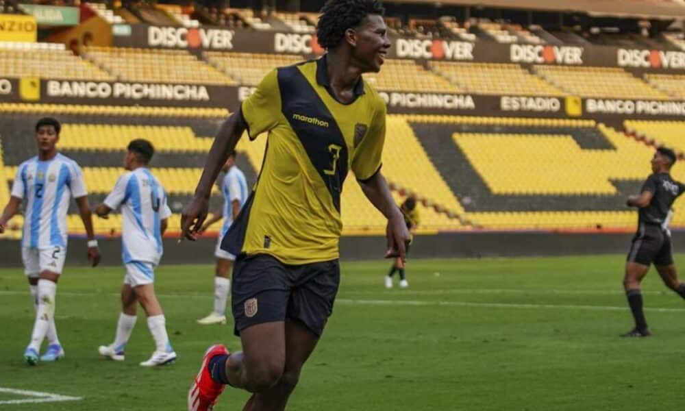 Chelsea reach agreement to sign 6ft 2in South American star as Maresca continues rebuild – journo