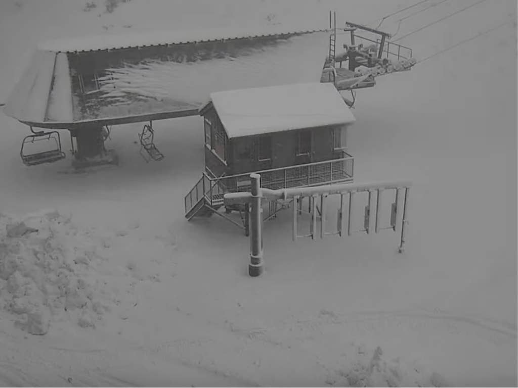 Mammoth Mountain Says It’s Ready After New Storm Transforms the Slopes