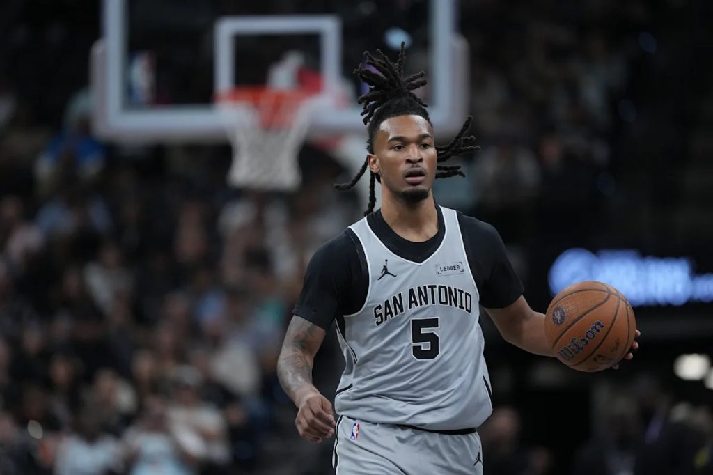 Stephon Castle misses win over Grizzlies, out 1-2 weeks due to hip flexor in latest injury blow to Spurs