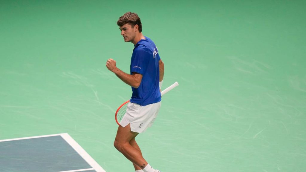 Flavio Cobolli’s dominant win sends Italy to Davis Cup semifinals