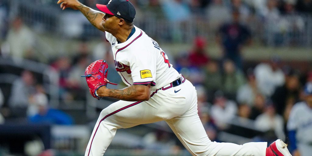 Reliever Iglesias returning to Braves on 1-year, million deal Reliever Iglesias returning to Braves on 1-year, million deal