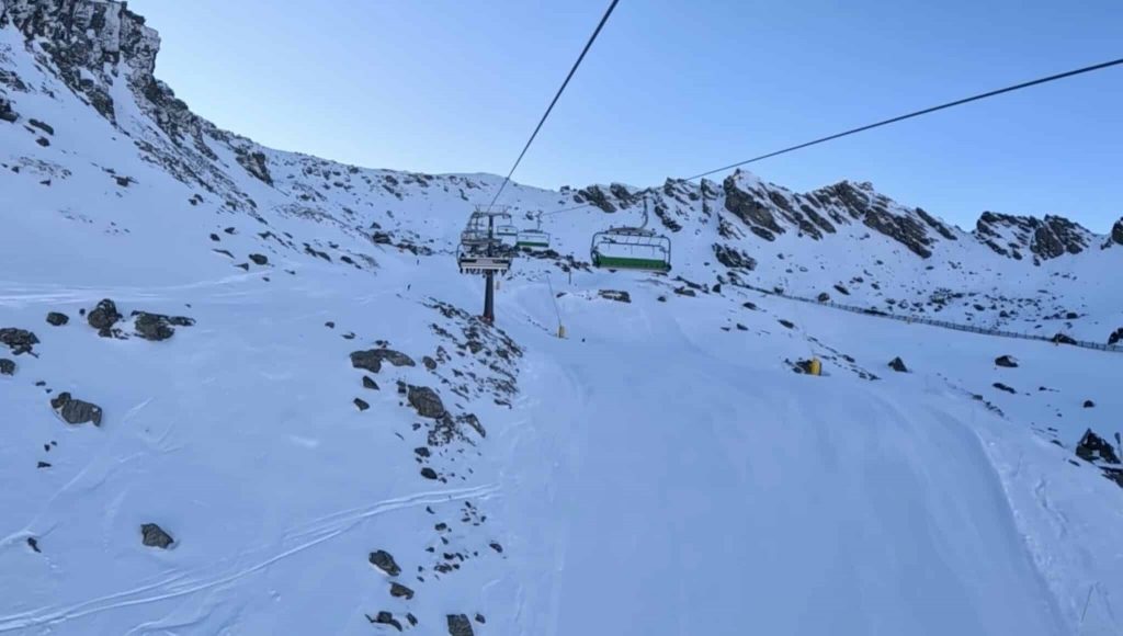 9 Small Tips To Ensure Your Ski Vacation Is Awesome