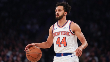 Knicks' Landry Shamet leaves Saturday's game vs. Magic with apparent shoulder injury