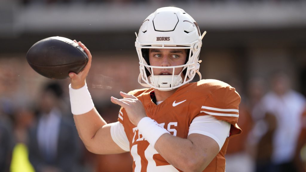 Arch Manning has career day against Arkansas, makes Texas, SEC history Arch Manning has career day against Arkansas, makes Texas, SEC history