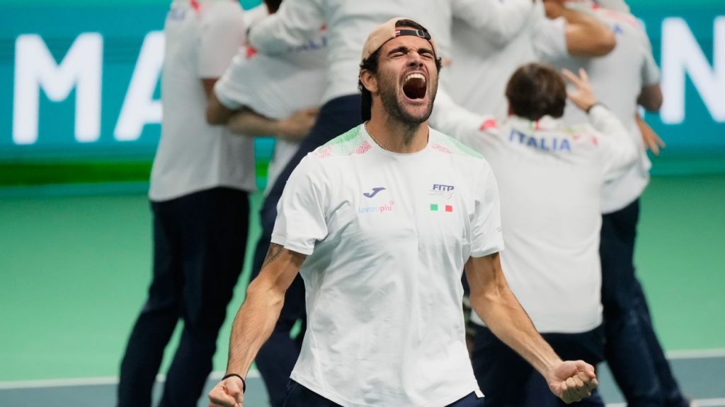 Italy sweeps Spain, reigns again as Davis champs Italy sweeps Spain, reigns again as Davis champs