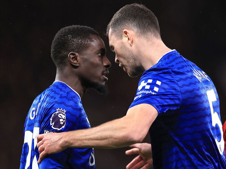 Watch: Gueye sent off for lashing out at Everton teammate Keane
