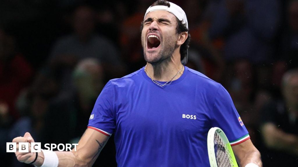 Italy edge closer to Davis Cup three-peat