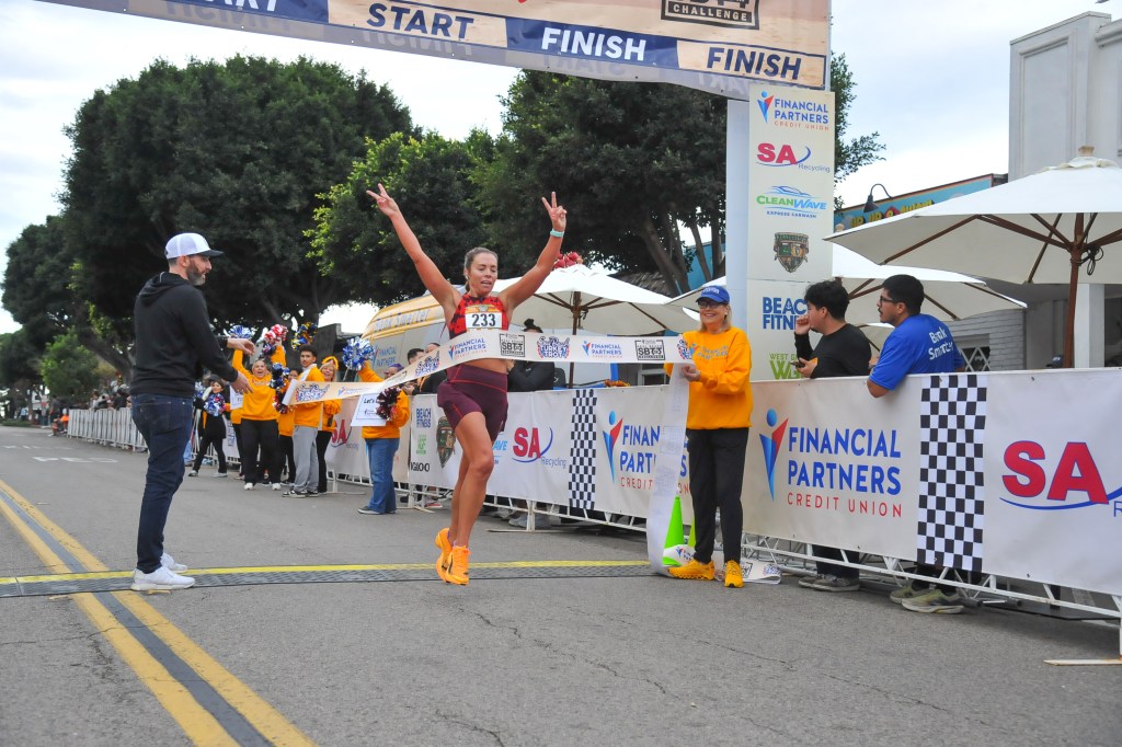 Seal Beach Turkey Trot 10k (40:52)
