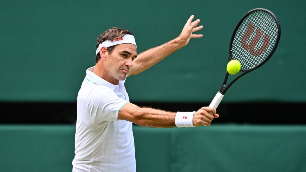 Federer aces election to International Tennis HOF
