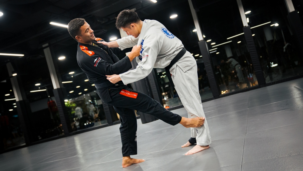 The Art Of BJJ Trips And How They Help You Control Opponents The Art Of BJJ Trips And How They Help You Control Opponents