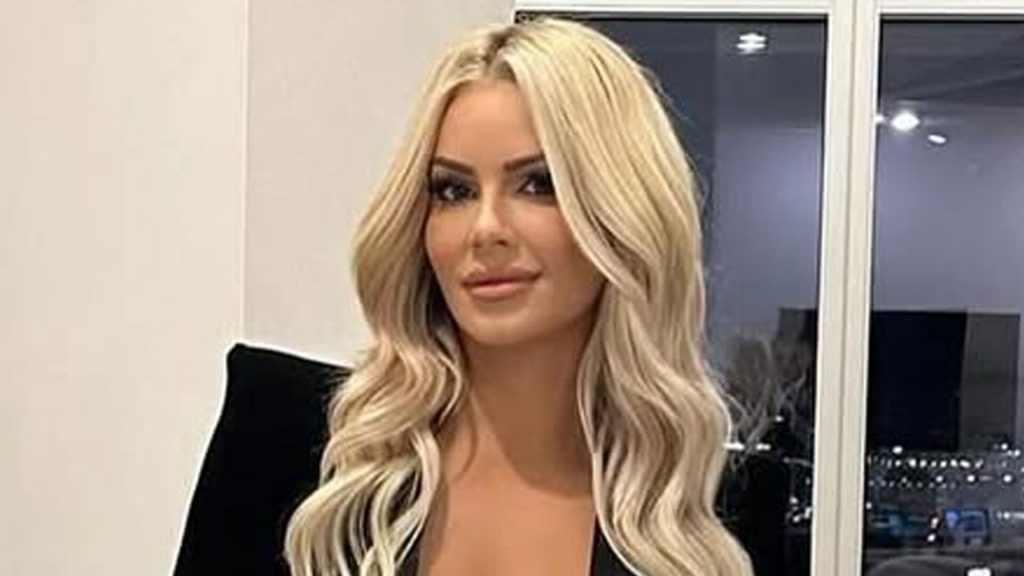 WWE icon Maryse labeled ‘stunningly beautiful’ as she amazes fans with outfit choice for Las Vegas trip