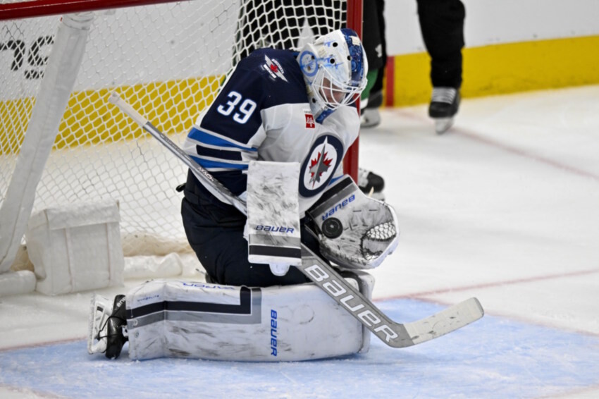 NHL Rumors: Chicago Blackhawks Looking to Move Laurent Brossoit