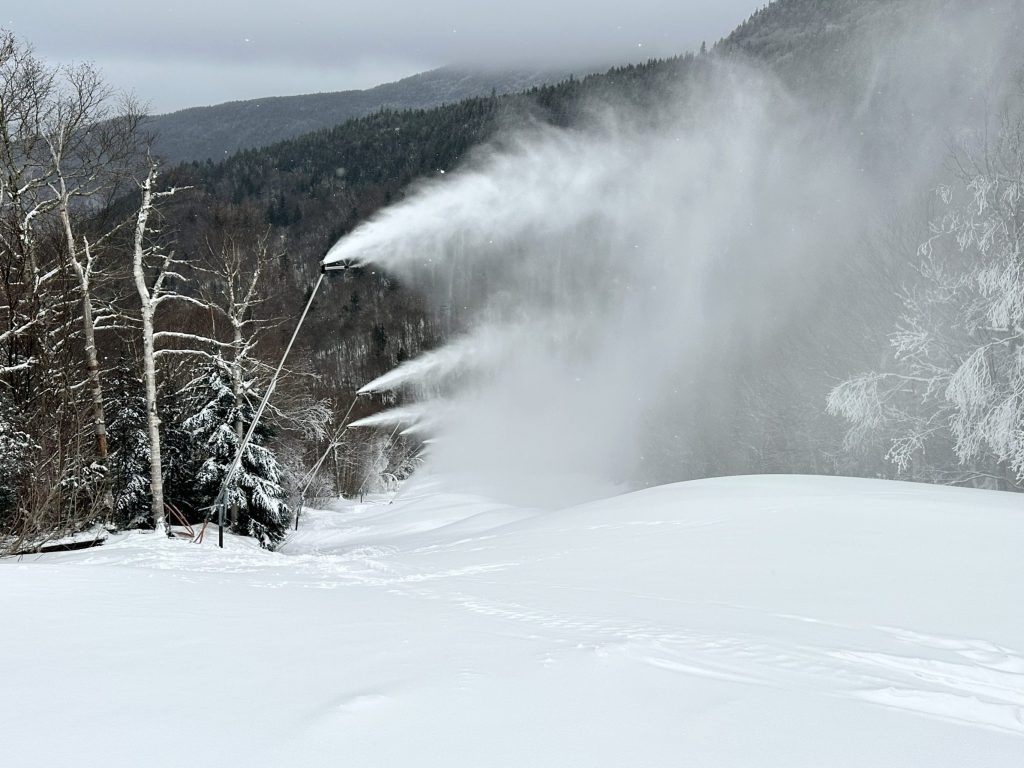Snow guns are fired up Snow guns are fired up