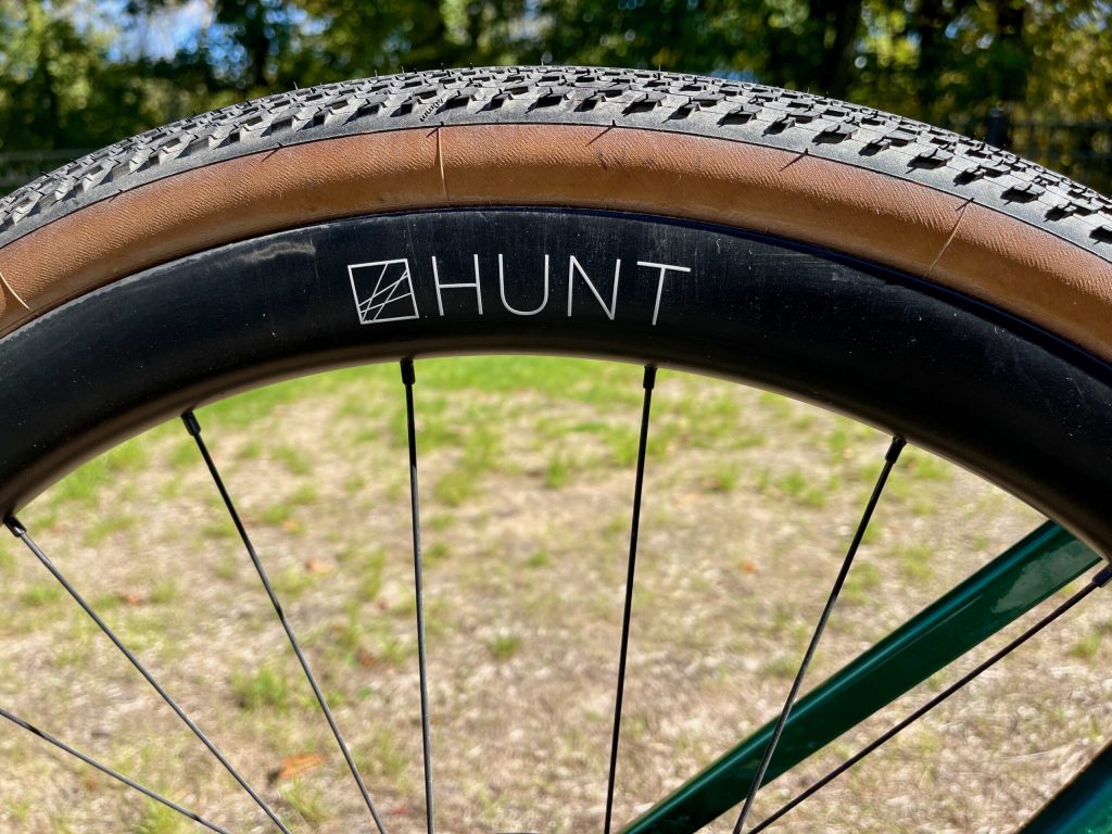 Hunt 40 Limitless Gravel Aero Review — Wide Enough without Going Overboard Hunt 40 Limitless Gravel Aero Review — Wide Enough without Going Overboard