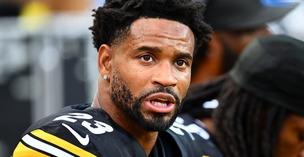 Darius Slay claimed by Bills, won’t re-join the Eagles (despite Philly trying to get him)