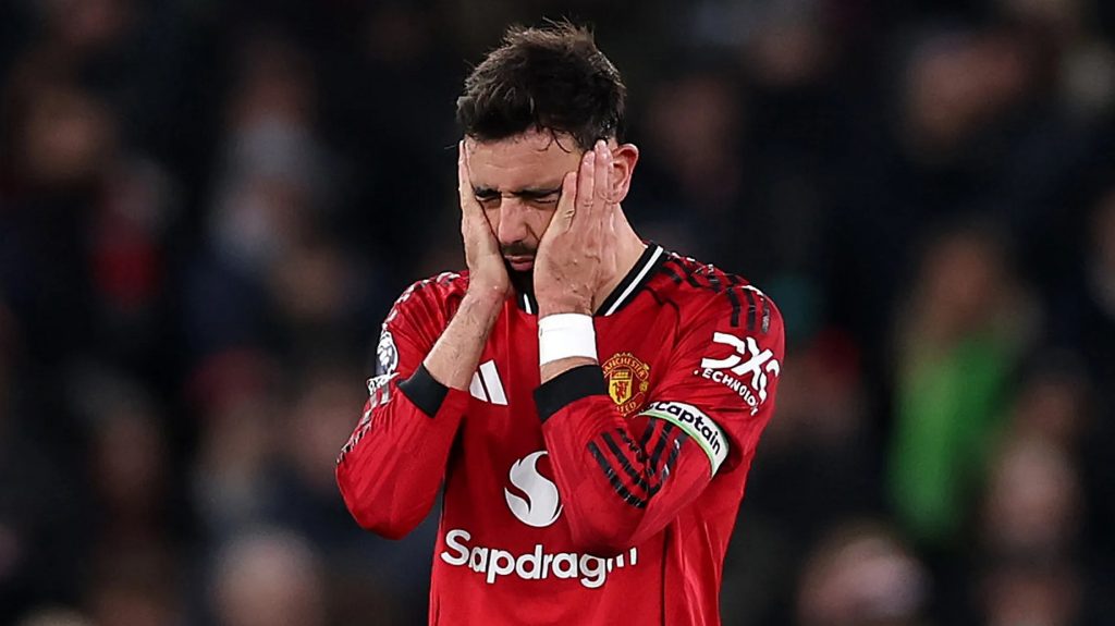 ‘Where are the standards?’ – Roy Keane claims Manchester United ‘defended like a pub team’ in savage rant