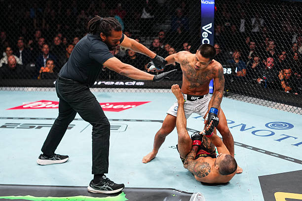 Alexandre Pantoja’s injury: Demetrious Johnson gives his thoughts on UFC 323 co-main event drama