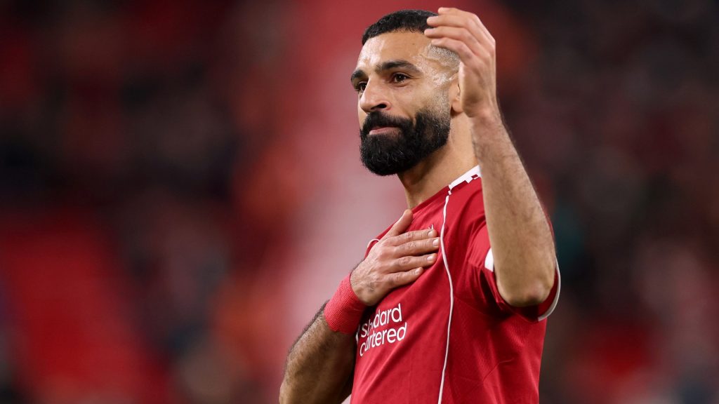 Liverpool told they can’t sell Mohamed Salah as Alexander Isak concern is aired
