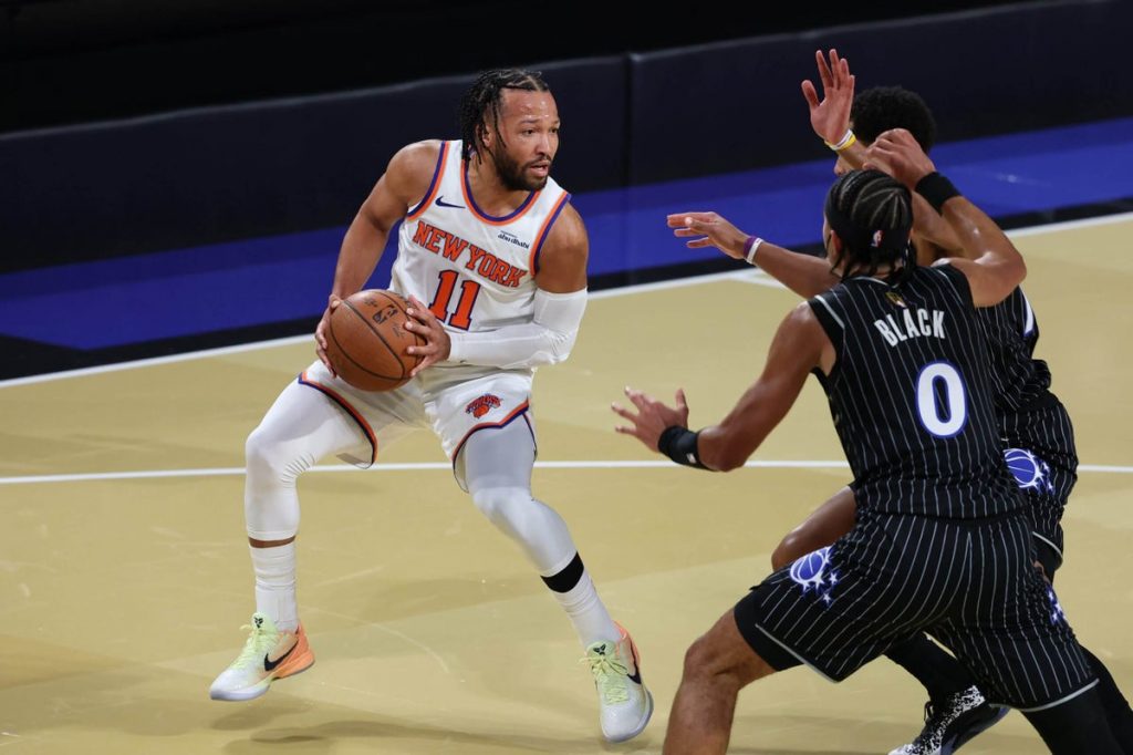 Jalen Brunson, pound for pound, is the NBA's best scorer Jalen Brunson, pound for pound, is the NBA's best scorer