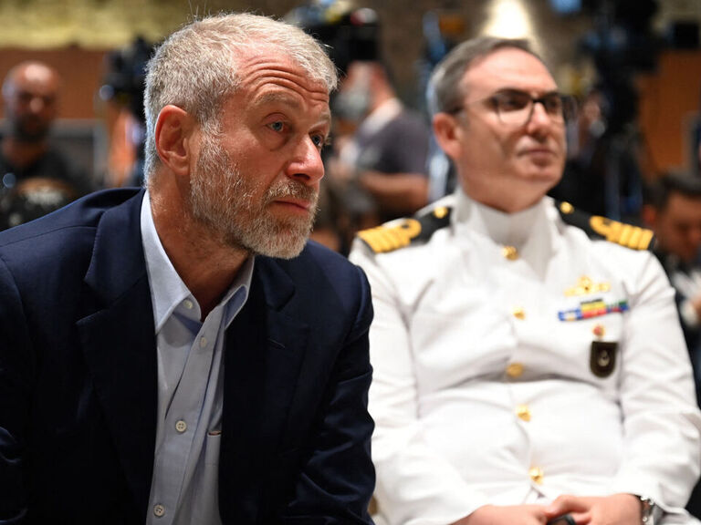 UK demands Abramovich honor promise to give £2.5B to Ukraine war victims