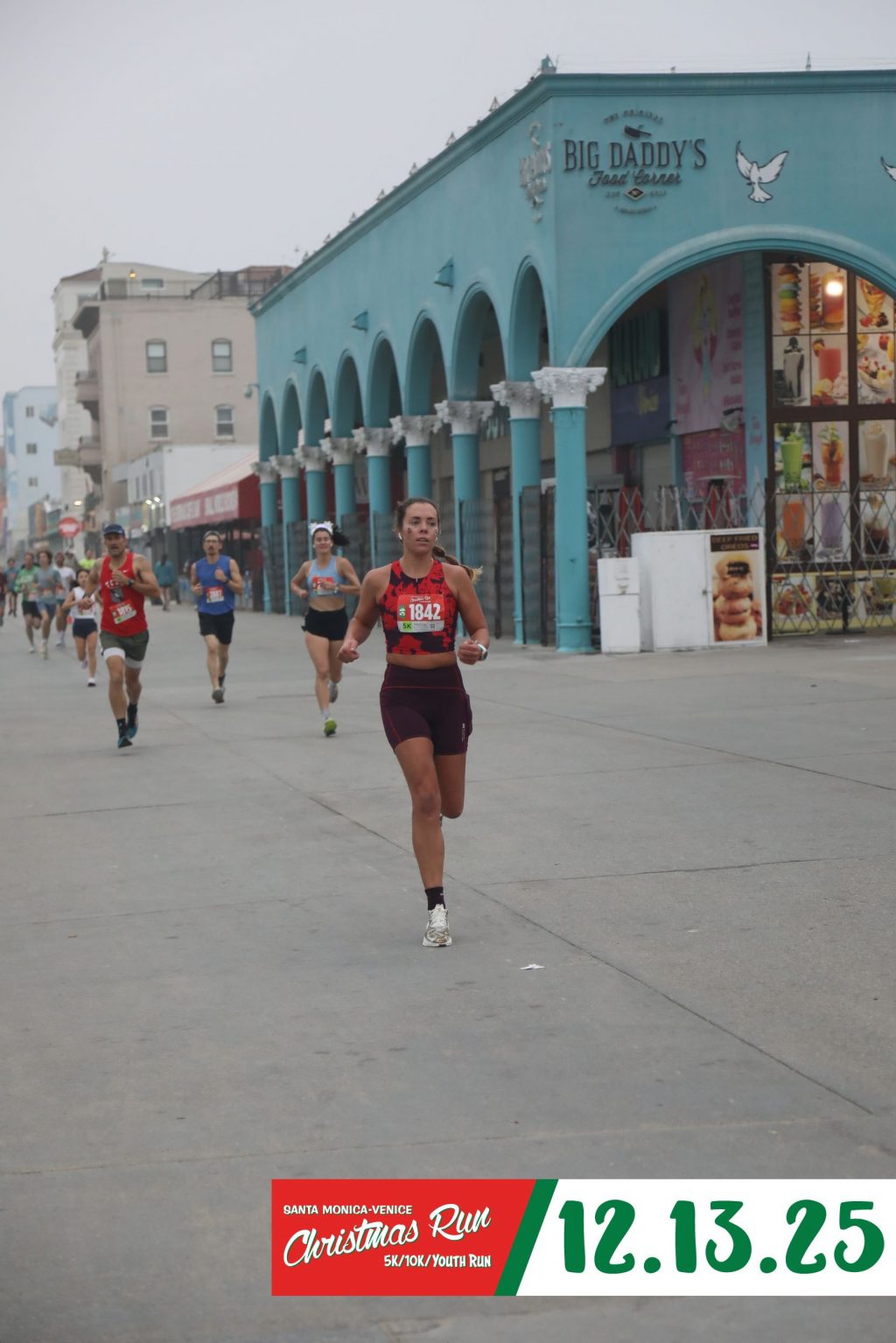 Santa Monica-Venice Christmas Run 5k (20:12) Recap